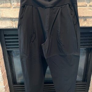 Cabi #4695 Chilling Black Casual Pants - Comfortable Everyday Wear